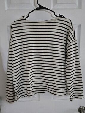 Uniqlo Cream and Black Striped Boatneck Tee